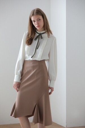 까이지엔느 머메이드 슬림핏 컷아웃 언밸런스 스커트 CAHISIENNE